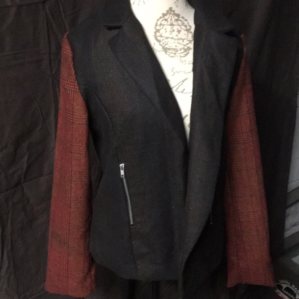 Brand new sports jacket. Never worn.